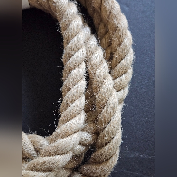 Jute Craft Rope Cord DIY 7 ft x 0.5 in - Picture 2 of 4